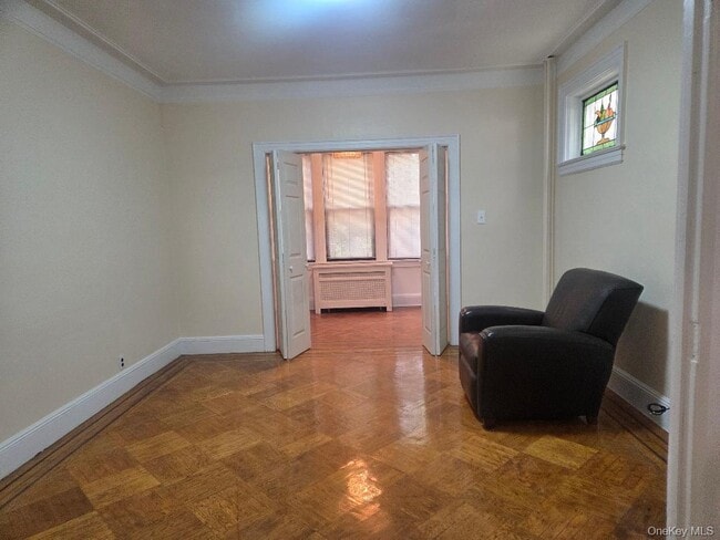 Foto del edificio - 35-20 93rd St
