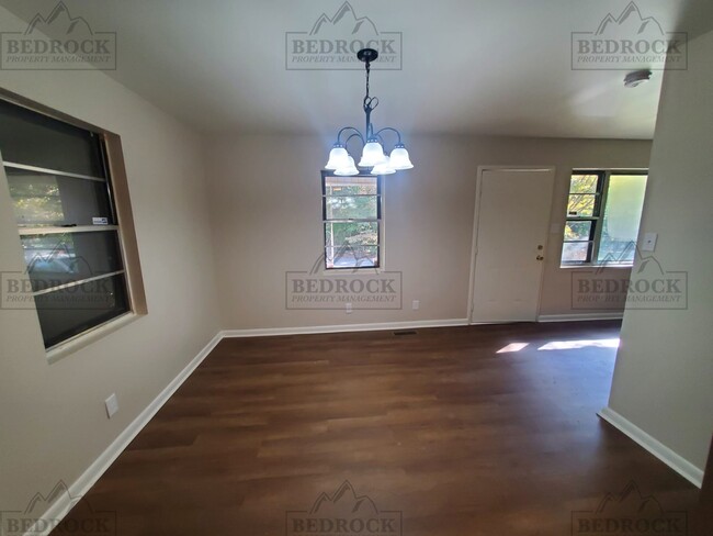 Foto del edificio - 2800 Cave Ave NW