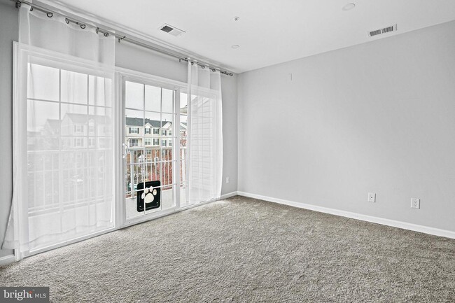 Building Photo - 5984 Kimberly Anne Way
