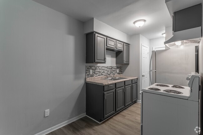 1 Br, 1 Ba - 585 SF - Pine Ridge Apartments