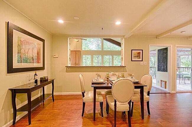 Foto del edificio - 130 Fairview Ave