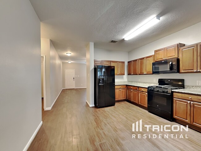 Foto del edificio - 16014 Arapaho Bend Ln