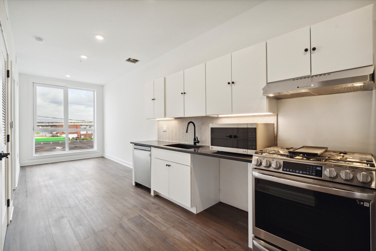 Foto principal - 2636 E York St