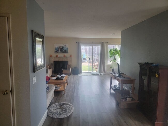 Building Photo - 3 br, 2 bath House - 861 Buen Tiemp Drive