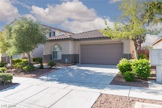 Building Photo - 10667 April Rose Ct