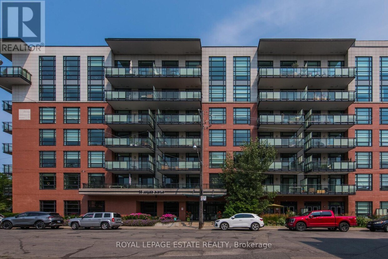 Photo principale - 88-388 Colgate Ave