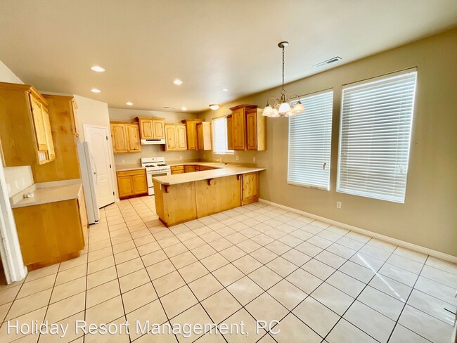 Building Photo - 4 br, 2 bath House - 702 Bear Claw Drive