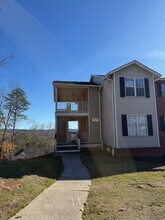 Building Photo - 303 Morning Sun Dr