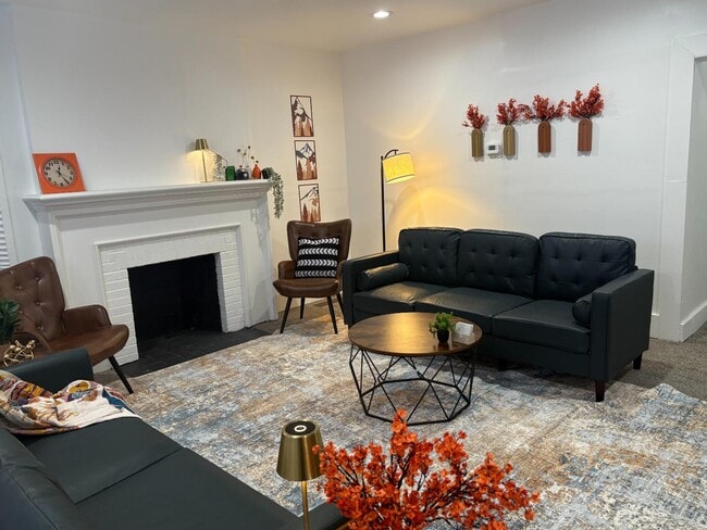 Foto del edificio - 2531 W Euclid St