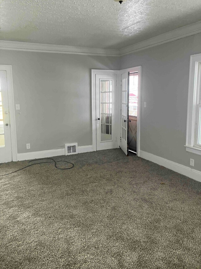 Foto del edificio - 3615 E 146th St