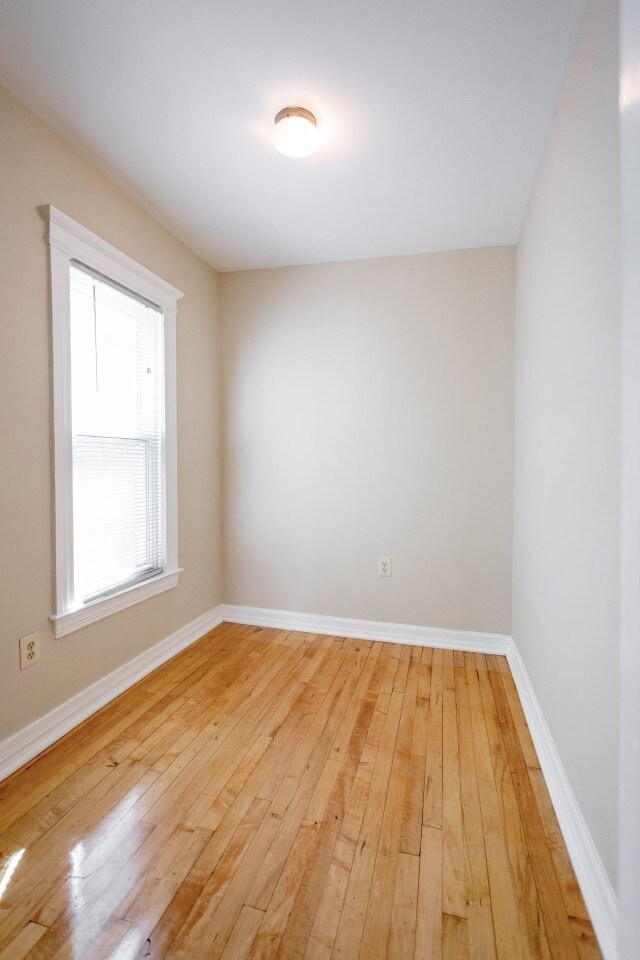 Foto del edificio - 1659 Leverette St