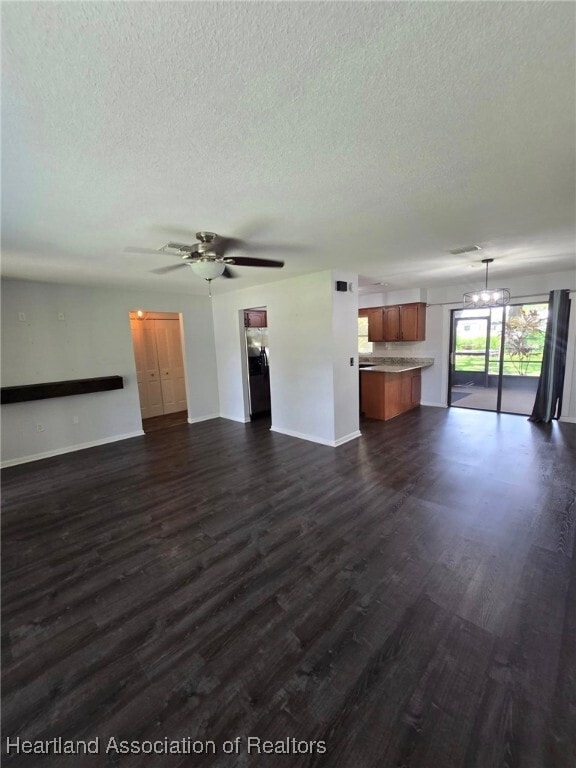 Building Photo - 317 Loon Ave