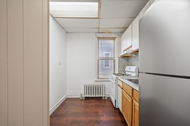 Foto del edificio - 156 Chestnut Ave