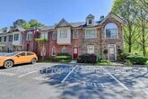 Foto principal - 1213 Harris Commons Pl