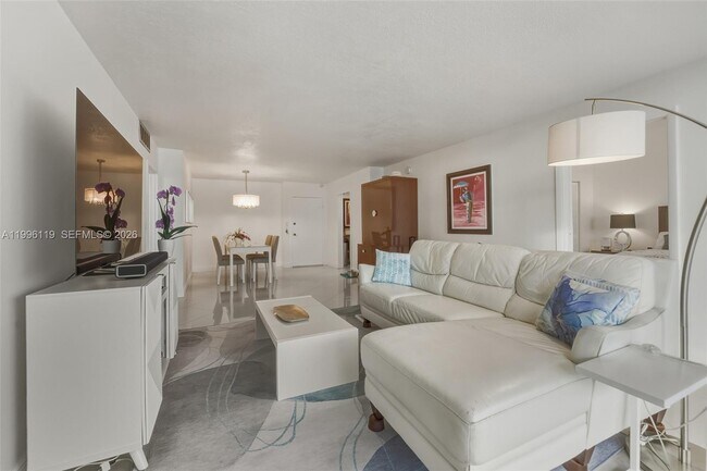 Foto del edificio - 2030 S Ocean Dr