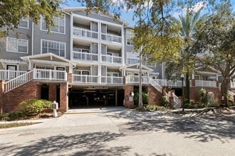 Building Photo - 800 S Dakota Ave