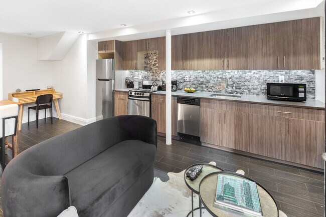 Foto del edificio - 417 E 60th St