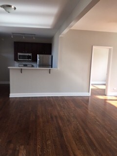 Foto del edificio - 2820 W Montrose Ave