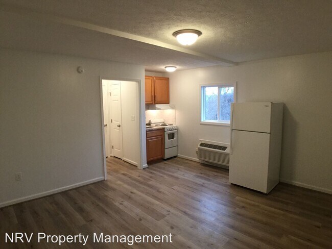 Building Photo - 1407 Pickett St