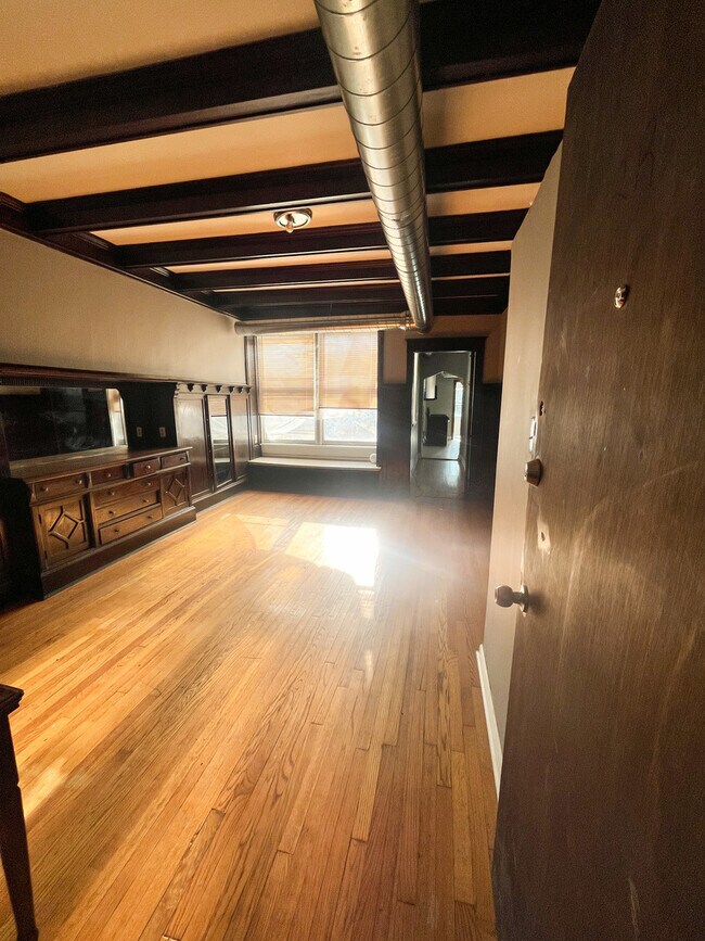 Foto del edificio - 5126 S Michigan Ave