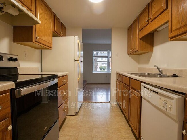 Foto del edificio - 9324 Gildenfield Ct