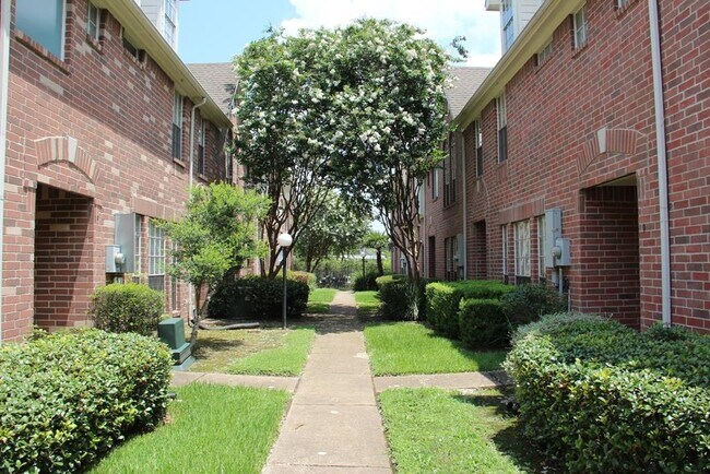 Foto del edificio - 11735 Alief Clodine Rd