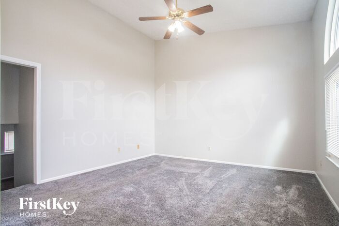Foto principal - 1007 Haltonia Dr