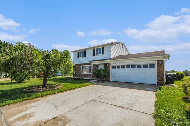 Building Photo - 37718 Douglas Ct