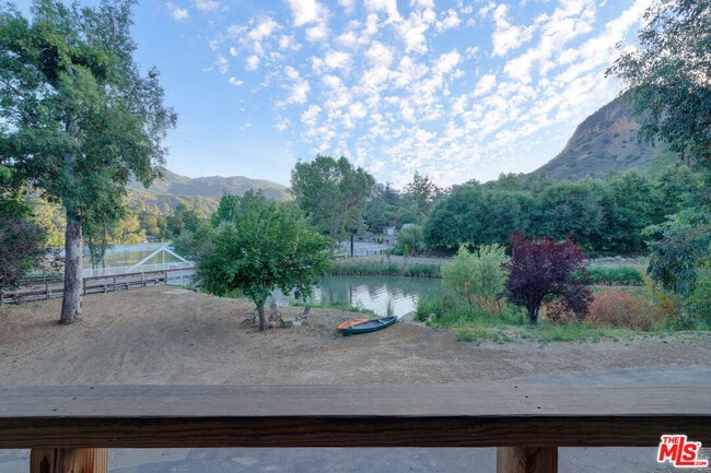 Foto del edificio - 2310 Laguna Cir Dr