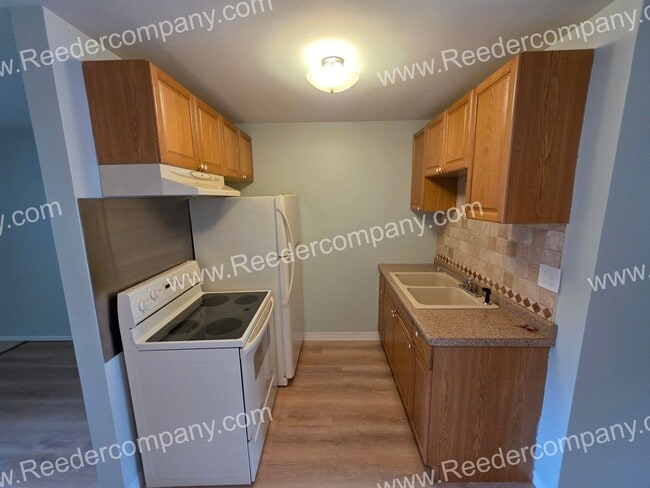 Building Photo - Spacious 1 bedroom Condo