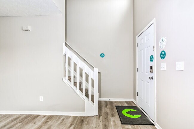 Foto del edificio - 966 Cypress Ridge Pl