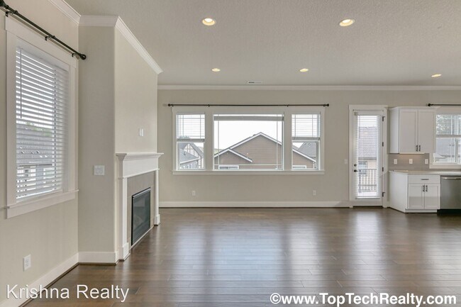 Foto del edificio - 3 br, 2.5 bath House - 16668 SW Snowdale St
