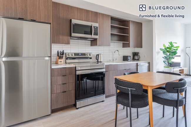 Building Photo - 100 Callan Ave