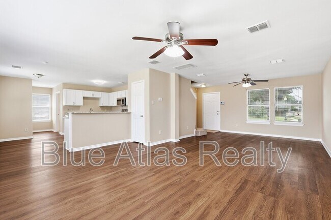 Building Photo - 2744 Frontier Ln