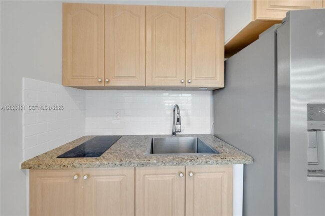 Building Photo - 7555 SW 28th Street Rd