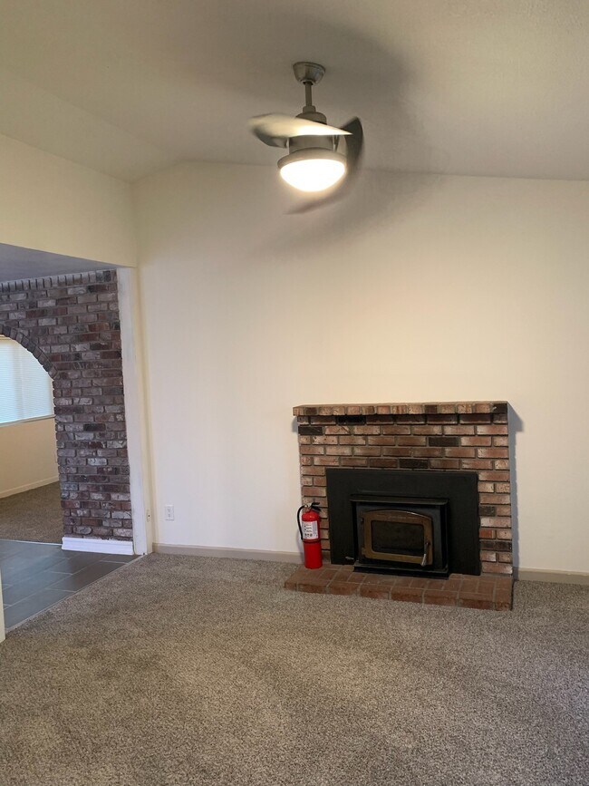 Foto del edificio - 911 Shelduck Ct