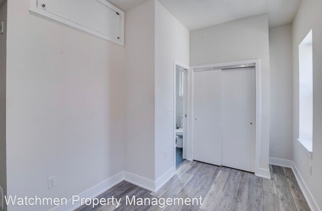 Building Photo - 1801 N Willington St