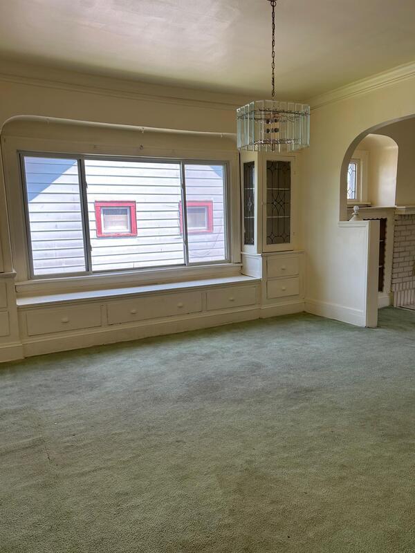Building Photo - 3526 E 151st St