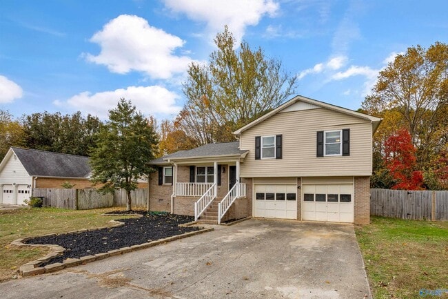 Building Photo - 235 Usher Rd