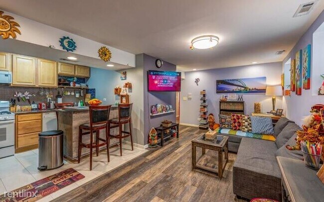 Foto del edificio - 2 br, 2 bath Condo - 6433 South Kenwood Av...