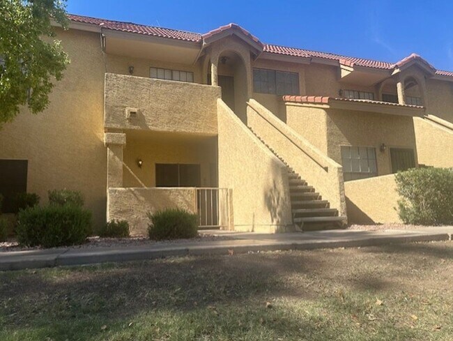 Photo - Move in ready 1 bedroom condo with garage!