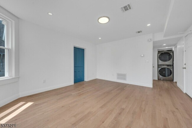 Foto del edificio - 78 Grove St