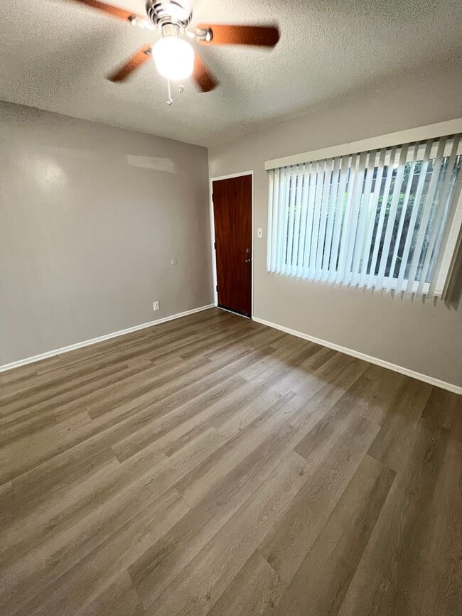 Interior Photo - Villa Gardens