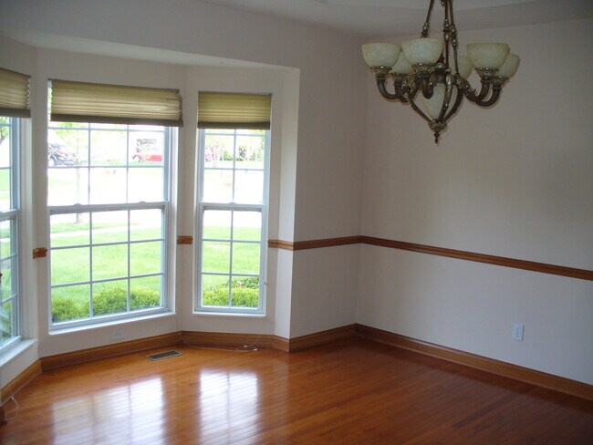 Building Photo - 2274 Shuford Dr