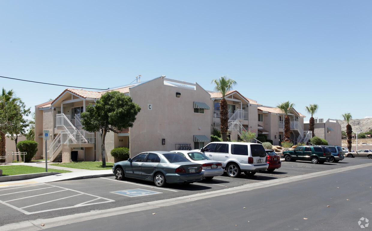 Primary Photo - Riverwood Apartments I & II