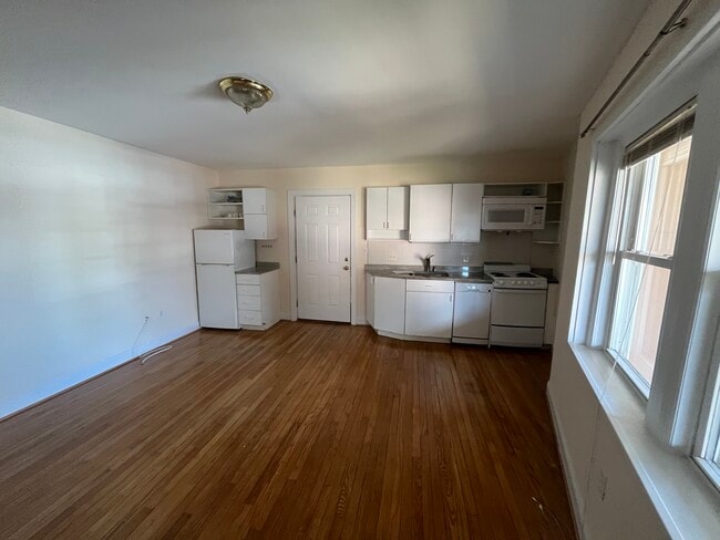 University Partnership - University Partnership Apartments