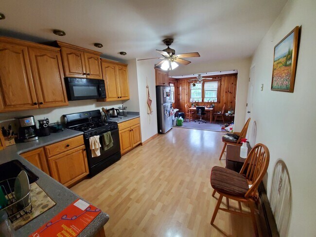 Foto del edificio - 517 E 3rd St