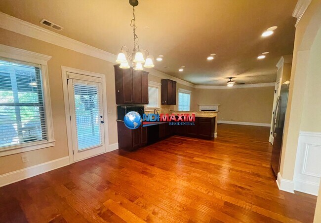 Foto del edificio - Brick front 2-story house in the DISCOVERY cluster in Lawrenceville