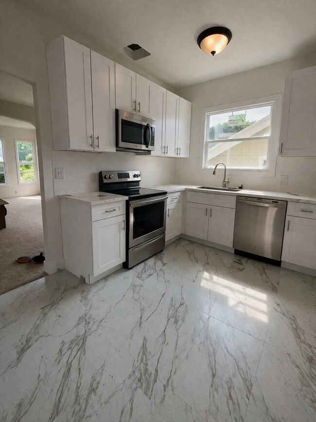 Foto del edificio - 211 N Vendome St