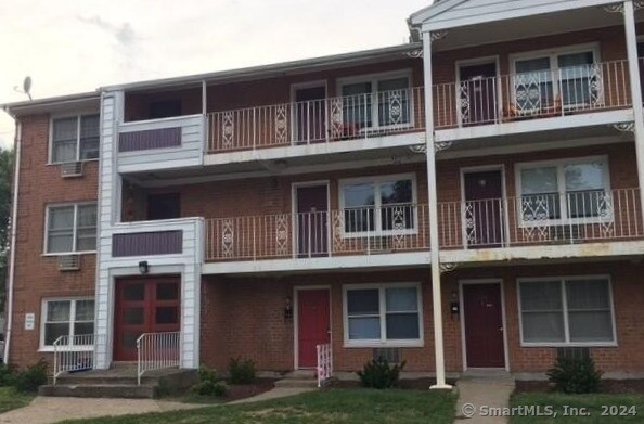 Foto principal - 169 Birdseye St